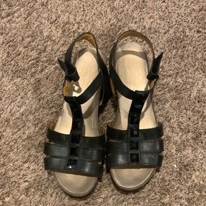 Black straps wedges by Naturalizer